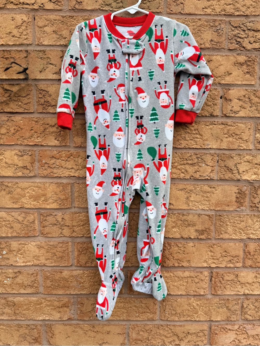 🌿10/$25 • Carters Christmas Santa Clause Print Fleece Footed Zip Sleeper